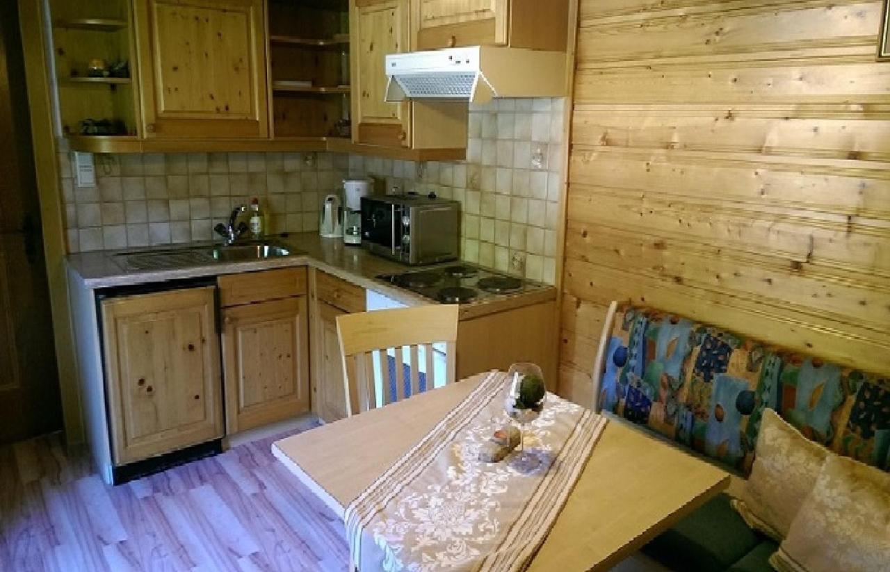 Haus Hubertus Apartment Schruns ภายนอก รูปภาพ
