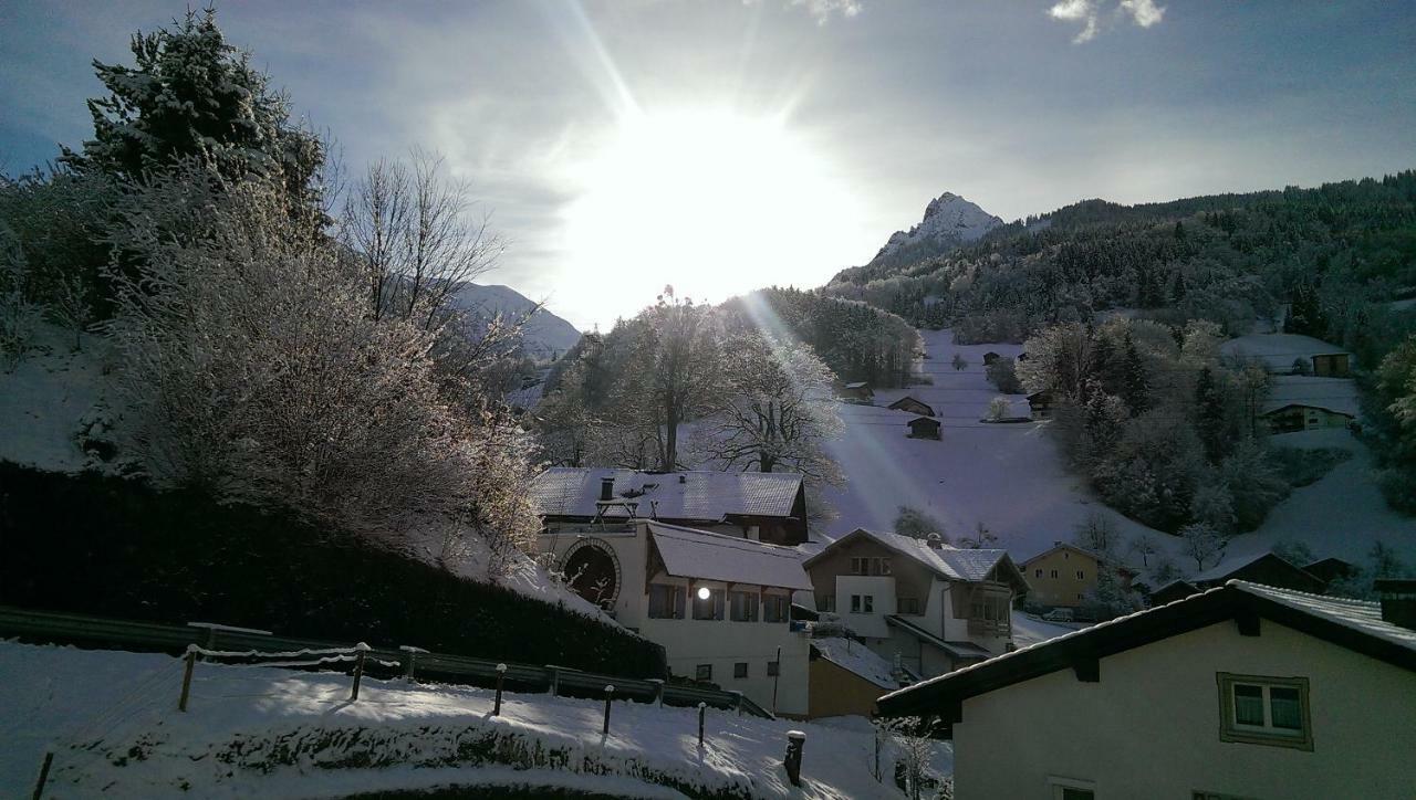 Haus Hubertus Apartment Schruns ภายนอก รูปภาพ