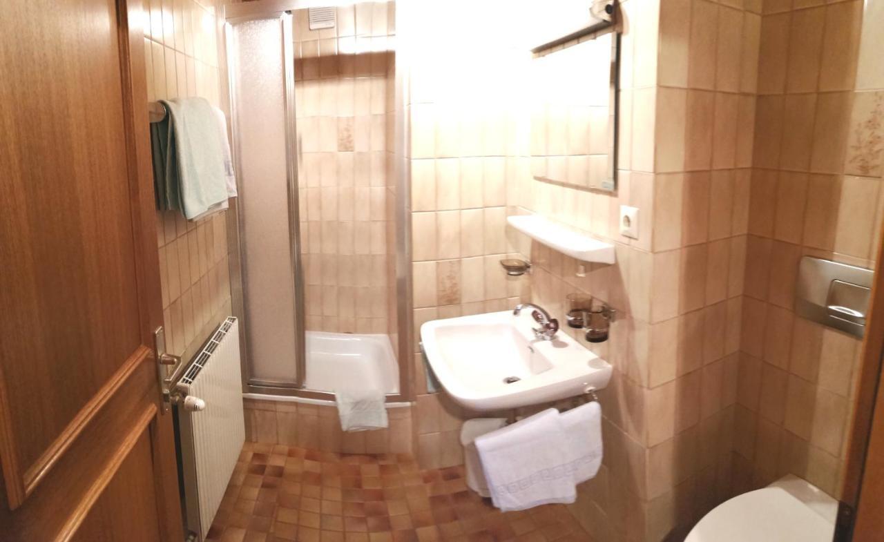 Haus Hubertus Apartment Schruns ภายนอก รูปภาพ